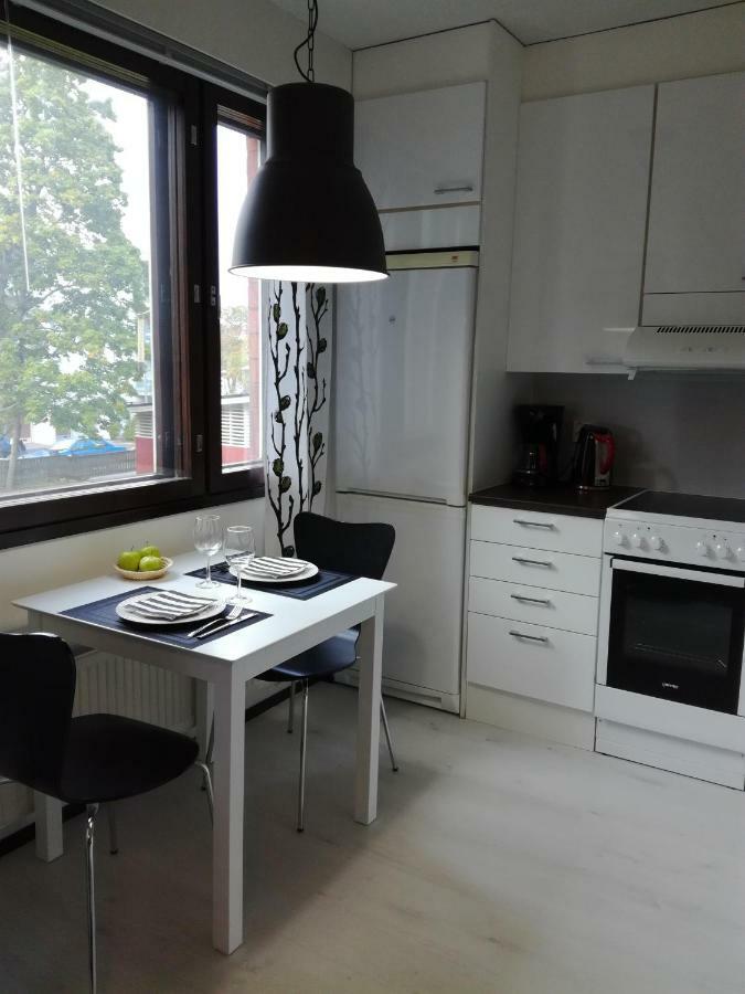 A Lovely One-Room Apartment Near The City Centre. Vaasa Exterior photo